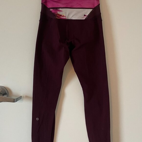 Lululemon Reversible Wunder Under Pant, Maroon, Size 6 - Picture 9 of 9